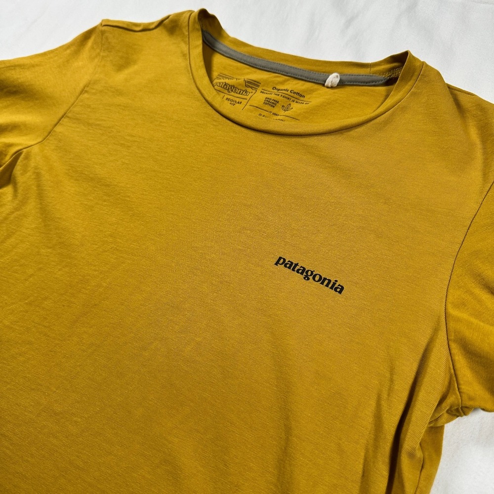 Patagonia Organic Cotton Logo T-Shirt Men's Small Gold Yellow Tshirt Graphic Tee